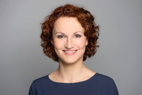 Ulrike Wronski: Selfpublishing oder Verlagsveröffentlichung – Welcher Weg passt zu mir?